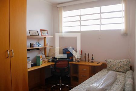 Casa à venda com 392m², 4 quartos e 8 vagas Casa à venda com 392m², 4 quartos e 8 vagasQuarto 1