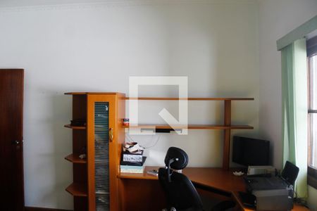 Casa à venda com 392m², 4 quartos e 8 vagas Casa à venda com 392m², 4 quartos e 8 vagasQuarto 2