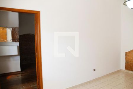 Casa à venda com 392m², 4 quartos e 8 vagas Casa à venda com 392m², 4 quartos e 8 vagasEdícula - Sala