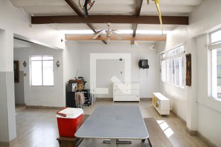 Casa à venda com 392m², 4 quartos e 8 vagas Casa à venda com 392m², 4 quartos e 8 vagasSalão de Festas