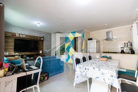 Sala/Cozinha de casa para alugar com 2 quartos, 150m² em Vila Rio Branco, São Paulo