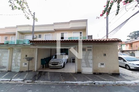 Casa para alugar com 150m², 2 quartos e 2 vagasFachada