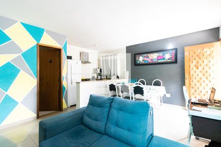 Sala/Cozinha de casa à venda com 2 quartos, 150m² em Vila Rio Branco, São Paulo