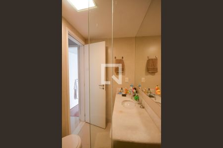 Apartamento à venda com 144m², 3 quartos e 2 vagasBanheiro Social