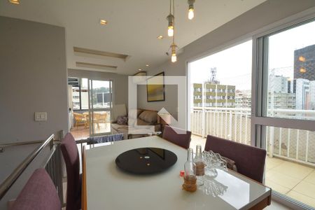 Sala 1 de apartamento para alugar com 3 quartos, 144m² em Botafogo, Rio de Janeiro