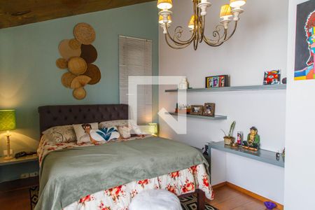 Casa à venda com 300m², 3 quartos e 3 vagas Casa à venda com 300m², 3 quartos e 3 vagasQuarto Suíte 2