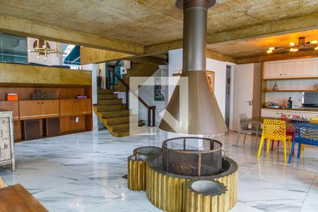 Sala de casa à venda com 3 quartos, 300m² em Parque da Mooca, São Paulo