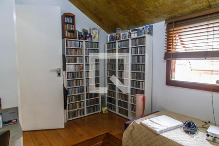 Casa à venda com 300m², 3 quartos e 3 vagas Casa à venda com 300m², 3 quartos e 3 vagasQuarto 3