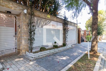Casa à venda com 240m², 4 quartos e 3 vagasFachada