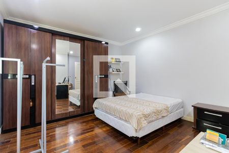 Casa à venda com 240m², 4 quartos e 3 vagasQuarto 2
