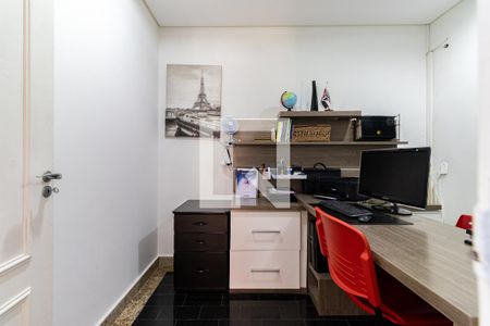 Escritório de casa à venda com 4 quartos, 240m² em Interlagos, São Paulo