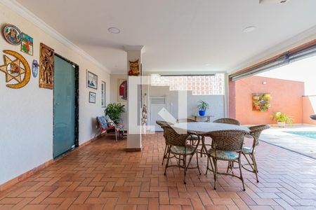 Casa à venda com 240m², 4 quartos e 3 vagasÁrea Gourmet 