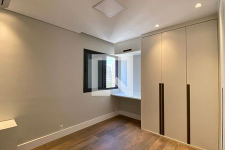 Quarto 1 de apartamento para alugar com 2 quartos, 67m² em Alphaville Industrial, Barueri