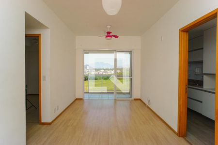 Sala de apartamento para alugar com 2 quartos, 72m² em Recreio dos Bandeirantes, Rio de Janeiro