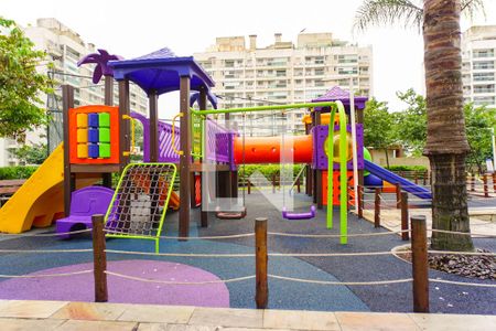 Apartamento para alugar com 72m², 2 quartos e 1 vagaÁrea Comum - Playground