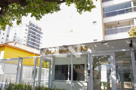 Apartamento para alugar com 125m², 3 quartos e 2 vagasFachada