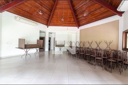 Casa de condomínio à venda com 200m², 3 quartos e 2 vagas Casa de condomínio à venda com 200m², 3 quartos e 2 vagasÁrea comum