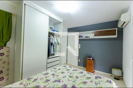 Casa de condomínio à venda com 200m², 3 quartos e 2 vagas Casa de condomínio à venda com 200m², 3 quartos e 2 vagasSuite 2