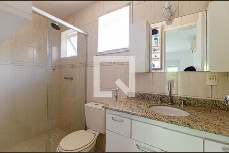 Casa de condomínio à venda com 200m², 3 quartos e 2 vagas Casa de condomínio à venda com 200m², 3 quartos e 2 vagasBanheiro da Suíte 3