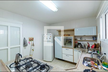 Casa de condomínio à venda com 200m², 3 quartos e 2 vagas Casa de condomínio à venda com 200m², 3 quartos e 2 vagasCozinha