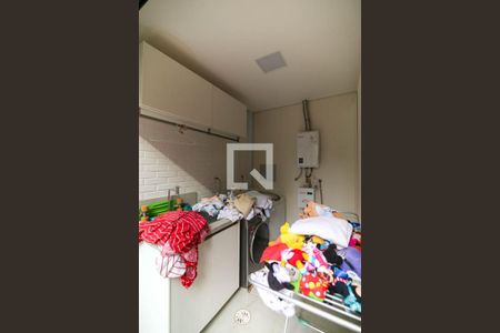 Casa à venda com 408m², 3 quartos e 6 vagas Casa à venda com 408m², 3 quartos e 6 vagasÁrea de Serviço