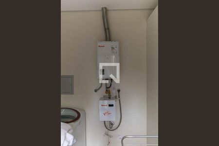 Casa à venda com 408m², 3 quartos e 6 vagas Casa à venda com 408m², 3 quartos e 6 vagasÁrea de Serviço