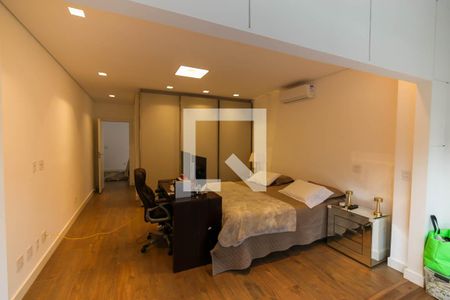 Casa à venda com 408m², 3 quartos e 6 vagas Casa à venda com 408m², 3 quartos e 6 vagasQuarto 1