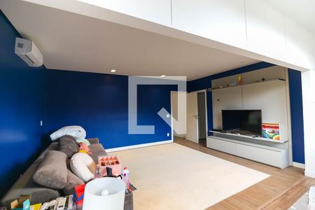 Casa à venda com 408m², 3 quartos e 6 vagas Casa à venda com 408m², 3 quartos e 6 vagasQuarto 3