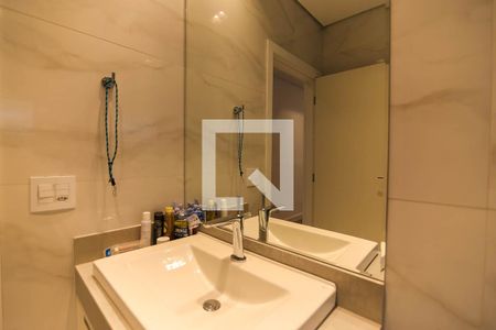 Casa à venda com 408m², 3 quartos e 6 vagas Casa à venda com 408m², 3 quartos e 6 vagasBanheiro da Suíte 1