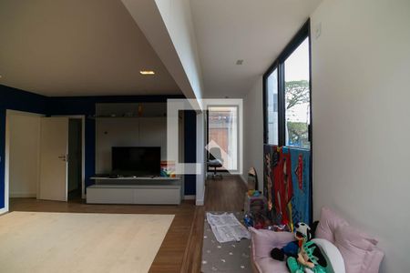 Casa à venda com 408m², 3 quartos e 6 vagas Casa à venda com 408m², 3 quartos e 6 vagasQuarto 3