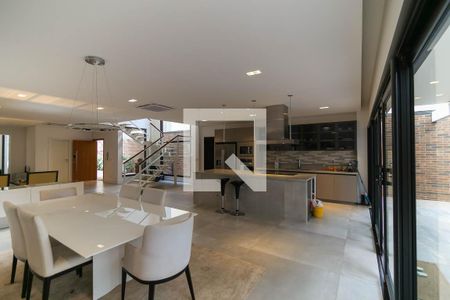 Casa à venda com 408m², 3 quartos e 6 vagas Casa à venda com 408m², 3 quartos e 6 vagasCozinha