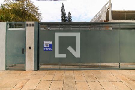 Casa à venda com 408m², 3 quartos e 6 vagas Casa à venda com 408m², 3 quartos e 6 vagasFachada