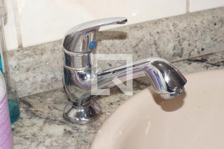 Apartamento à venda com 72m², 3 quartos e 2 vagasDetalhe do Banheiro 2