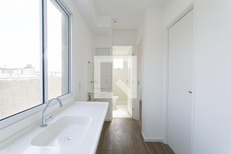 Cozinha  de apartamento para alugar com 2 quartos, 62m² em Vila Ré, São Paulo