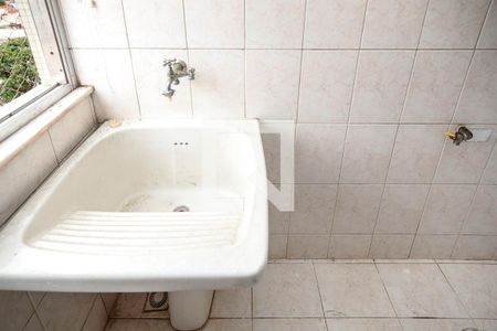 Apartamento à venda com 65m², 2 quartos e 1 vagaÁrea de Serviço