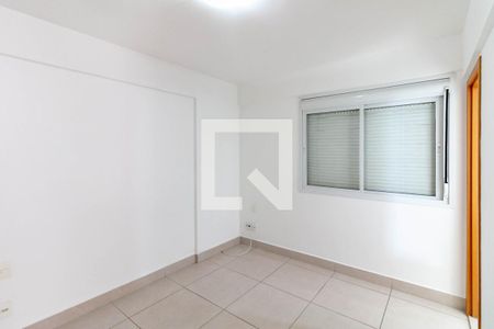 Apartamento para alugar com 74m², 3 quartos e 2 vagas Apartamento para alugar com 74m², 3 quartos e 2 vagasQuarto Suíte