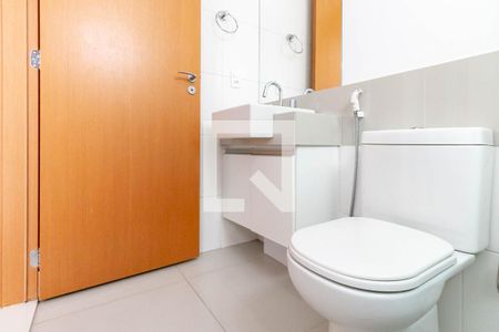 Apartamento para alugar com 74m², 3 quartos e 2 vagas Apartamento para alugar com 74m², 3 quartos e 2 vagasBanheiro Social