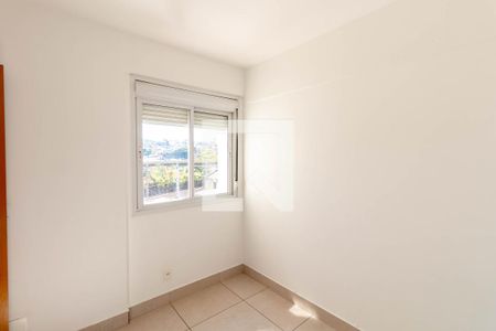 Apartamento para alugar com 74m², 3 quartos e 2 vagas Apartamento para alugar com 74m², 3 quartos e 2 vagasQuarto 2