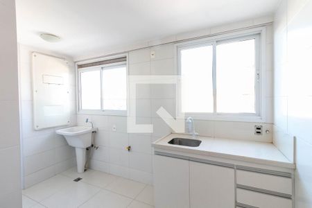 Apartamento para alugar com 74m², 3 quartos e 2 vagas Apartamento para alugar com 74m², 3 quartos e 2 vagasCozinha e Área de Serviço