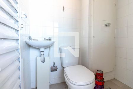 Apartamento para alugar com 74m², 3 quartos e 2 vagas Apartamento para alugar com 74m², 3 quartos e 2 vagasBanheiro de Serviço