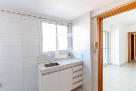 Apartamento para alugar com 74m², 3 quartos e 2 vagas Apartamento para alugar com 74m², 3 quartos e 2 vagasCozinha e Área de Serviço