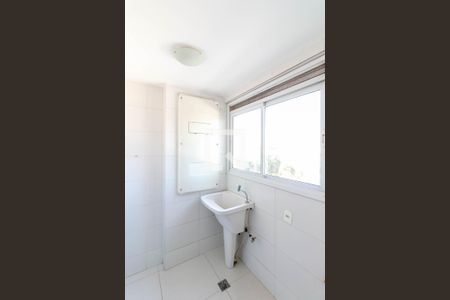 Apartamento para alugar com 74m², 3 quartos e 2 vagas Apartamento para alugar com 74m², 3 quartos e 2 vagasCozinha e Área de Serviço