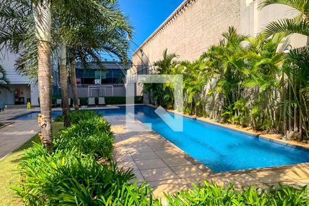 Apartamento para alugar com 74m², 3 quartos e 2 vagas Apartamento para alugar com 74m², 3 quartos e 2 vagasÁrea comum - Piscina