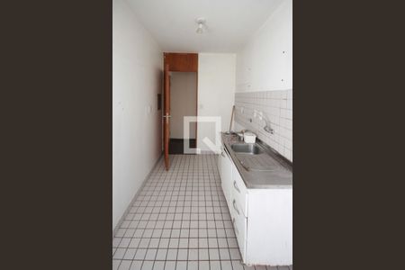 Cozinha de apartamento para alugar com 3 quartos, 65m² em Vila Graciosa, São Paulo
