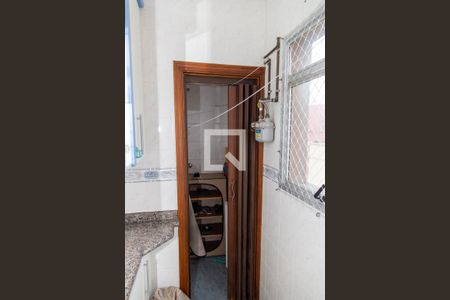 Apartamento à venda com 78m², 2 quartos e 1 vagaÁrea de Serviço