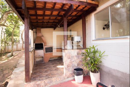 Apartamento para alugar com 42m², 2 quartos e 1 vaga Apartamento para alugar com 42m², 2 quartos e 1 vagaÁrea comum - Churrasqueira