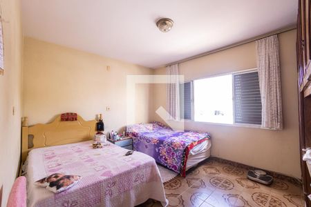 Casa à venda com 225m², 4 quartos e 3 vagasQuarto 4