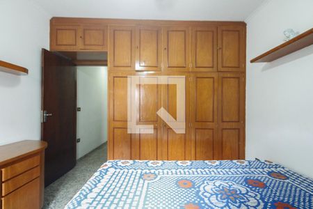 Casa à venda com 250m², 3 quartos e 5 vagas Casa à venda com 250m², 3 quartos e 5 vagasQuarto 1