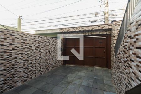 Casa à venda com 250m², 3 quartos e 5 vagas Casa à venda com 250m², 3 quartos e 5 vagasGaragem