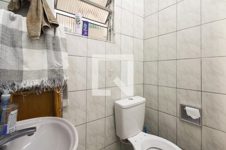 Casa à venda com 250m², 3 quartos e 5 vagas Casa à venda com 250m², 3 quartos e 5 vagasBanheiro Área de lazer - Churrasqueira